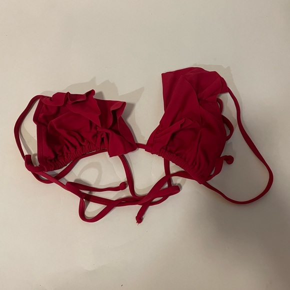 Two bathing suits - Picture 13 of 13